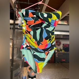 Brand new WITH TAGS Anne Cole One piece Bathing Suit